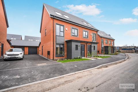 4 bedroom semi-detached house to rent, Featherstone Road, Shirley, Solihull, West Midlands, B90