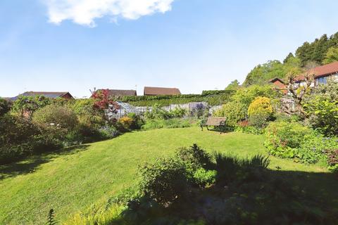 4 bedroom detached house for sale, Hopton Drive, Kidderminster