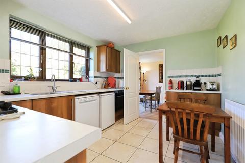4 bedroom detached house for sale, Hopton Drive, Kidderminster