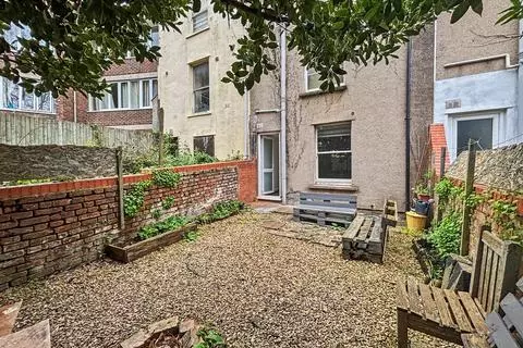 2 bedroom flat to rent,