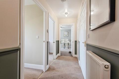 2 bedroom flat for sale, Braeburn Walk, Royston