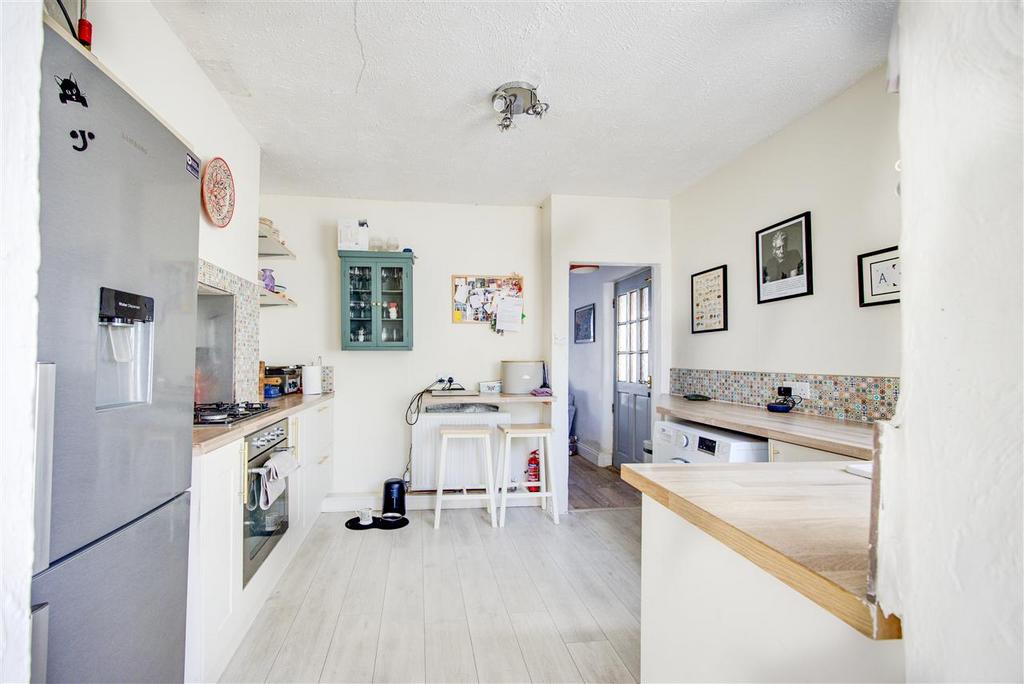 Kitchen 2