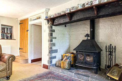 3 bedroom farm house for sale, Historic Three-Double Bedroomed Farmhouse Nestled Within The Popular Village Of North Curry