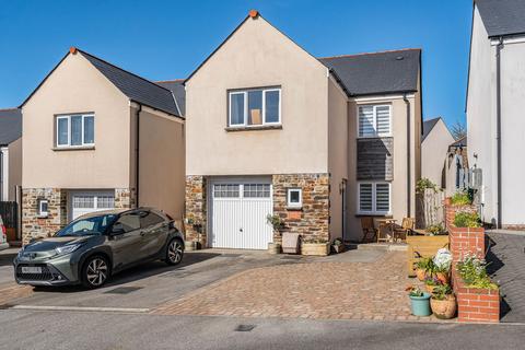 4 bedroom detached house for sale, Aglets Way, St. Austell PL25