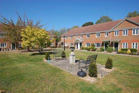 2 bedroom terraced house for sale, Nevill Court, West Malling