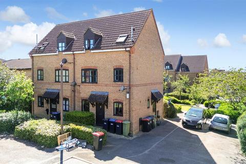 Duplex - Grace Avenue, Milton Keynes MK6