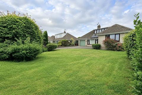 3 bedroom bungalow for sale, Pembroke Road, Pembrokeshire SA61