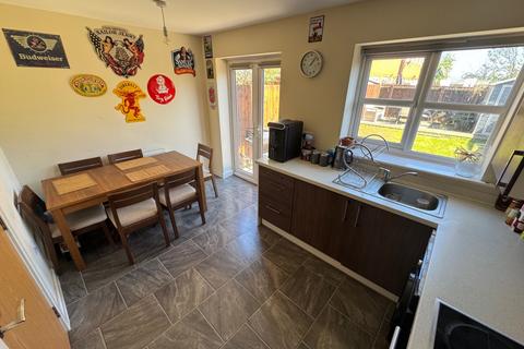 3 bedroom semi-detached house for sale, Preston Road, Standish, WN6