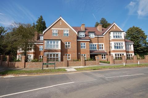 2 bedroom flat for sale, St. Monicas Road, Kingswood