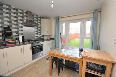 3 bedroom terraced house for sale, Hoggan Court, Longcroft, FK4