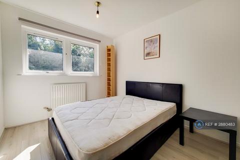 undefined, Taeping Street, London, E14
