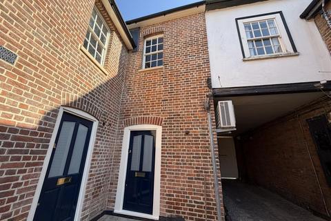2 bedroom apartment to rent, High Street, Ware SG12