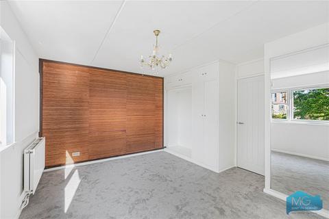 2 bedroom apartment for sale, St. James's Lane, London, N10