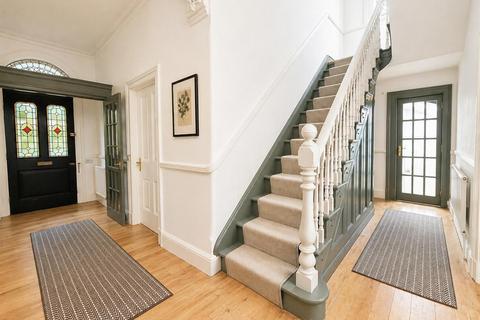5 bedroom detached house for sale, Doveston Road, Sale
