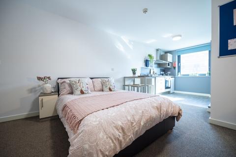 Studio to rent, Rede House - Deluxe Studio PLUS at Middlesbrough, 66-77 Corporation Road TS1