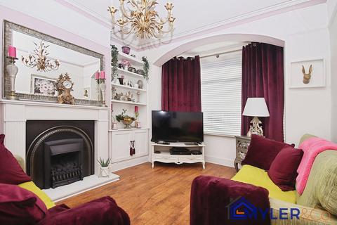 3 bedroom terraced house for sale, Regent Road, Widnes, WA8