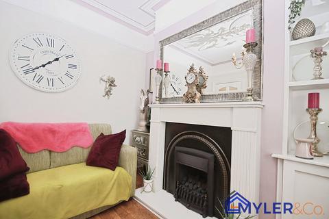 3 bedroom terraced house for sale, Regent Road, Widnes, WA8