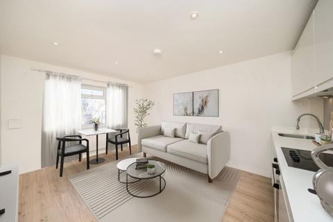 Ewell Road, Surbiton KT6