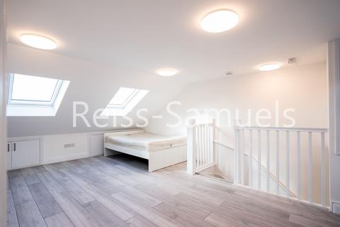 undefined, Ambassador Square, London E14