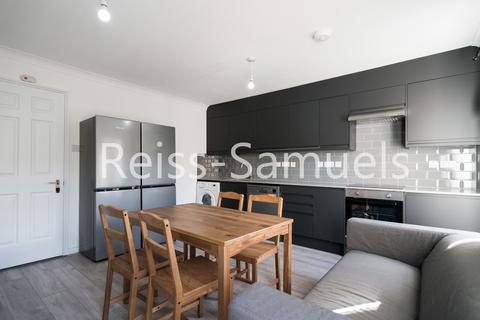 undefined, Ambassador Square, London E14