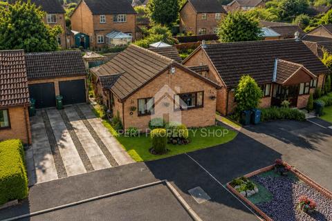 2 bedroom bungalow for sale, Meadow Close, Kiveton Park