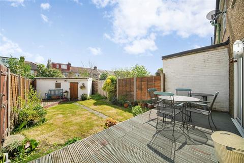 3 bedroom end of terrace house for sale, Morley Road, Chadwell Heath, RM6