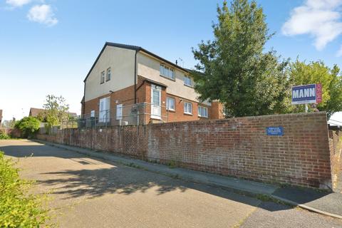 1 bedroom flat for sale, Highfield Road, Willesborough, Ashford, Kent, TN24