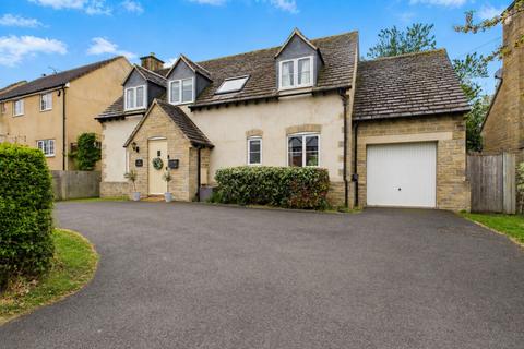 4 bedroom detached house to rent, Glenrise, Station Road, Woodmancote, GL52