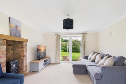 4 bedroom detached house to rent, Glenrise, Station Road, Woodmancote, GL52