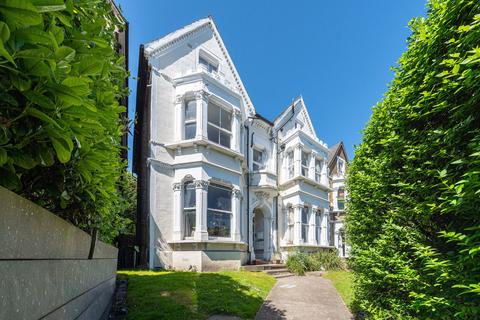 1 bedroom flat for sale, Gipsy Hill, Crystal Palace, London, SE19