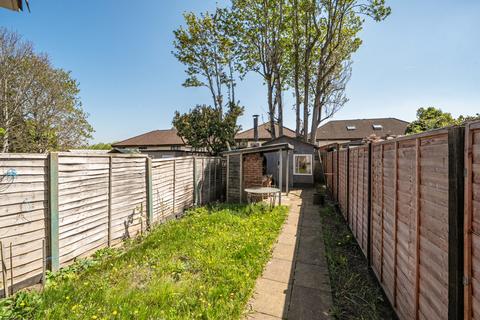 4 bedroom terraced house for sale, Beecham Road, Berkshire RG30
