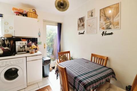 2 bedroom semi-detached house for sale, Torbitt Way, Ilford IG2