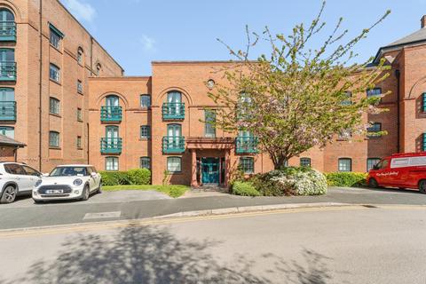 2 bedroom flat for sale, Wharton Court, Hoole Lane, Chester, Cheshire, CH2