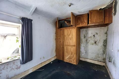 2 bedroom end of terrace house for sale, 37 Glanmor Road, Llanelli, Dyfed, SA15 2LT