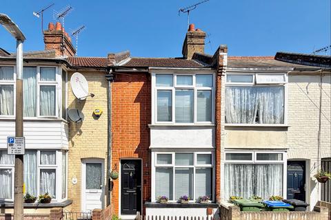 2 bedroom terraced house for sale, Ridge Street, Watford, WD24