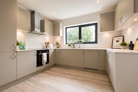 4 bedroom townhouse to rent, Sorrel Close, Farnborough, Hampshire, GU14