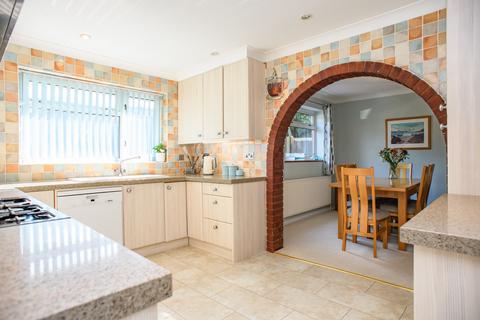 5 bedroom detached house for sale, The Rocks Road, West Malling, ME19