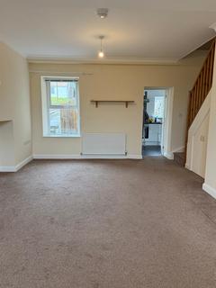 3 bedroom semi-detached house to rent, Johns Terrace, Carmel SA14