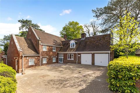 4 bedroom detached house for sale, Courtenay Road, Winchester, Hampshire, SO23