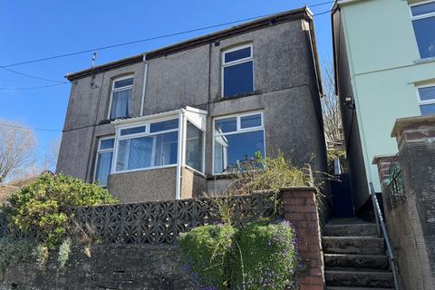 undefined, 1 Graig-yr-Eos, Tonypandy, CF40 1PG