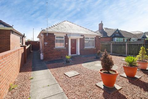 2 bedroom detached bungalow for sale, St. Johns Walk, Royston, Barnsley