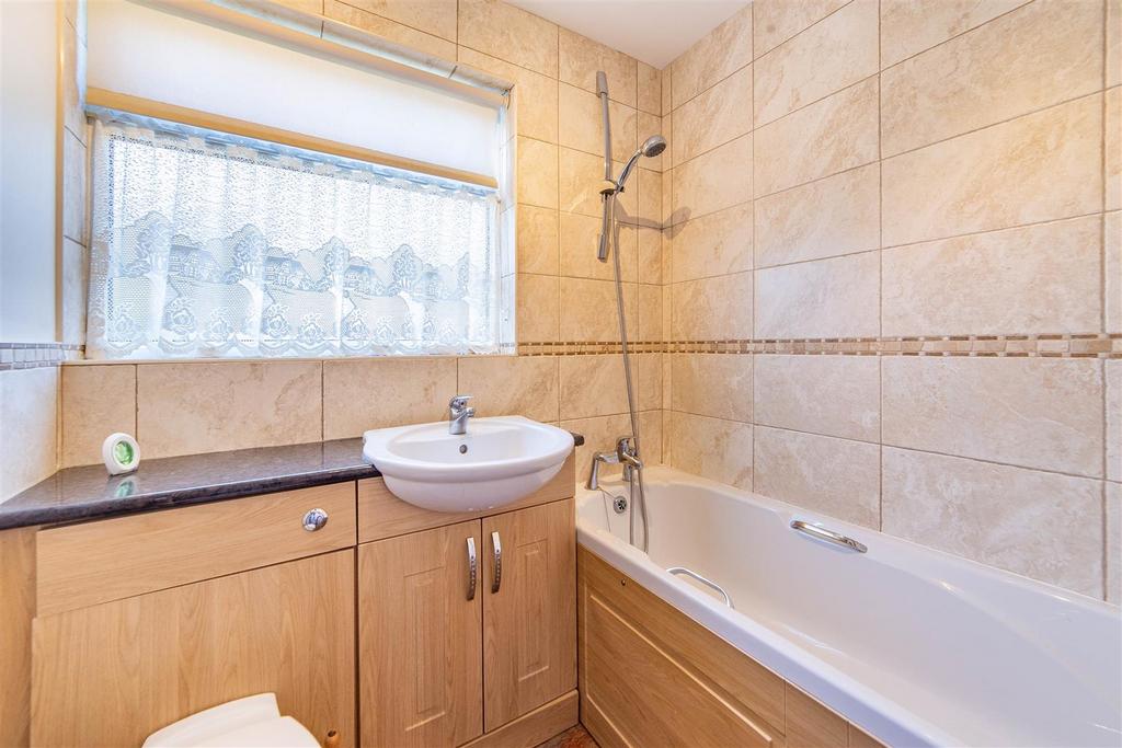 House in North Tyneside, Killingworth - View 5