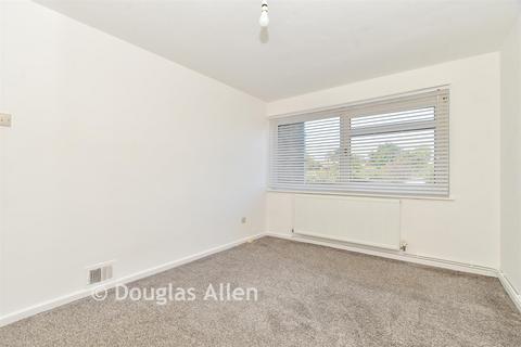 undefined, Neale Court, Hornchurch RM11