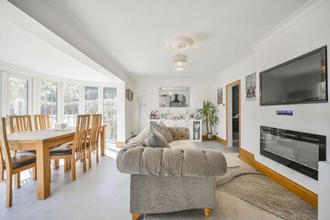 4 bedroom semi-detached house for sale, Goldsborough Crescent, Chingford, London, E4