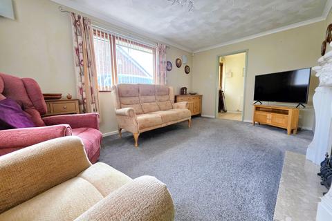 3 bedroom bungalow for sale, Apex Drive, Highbridge, Somerset, TA9