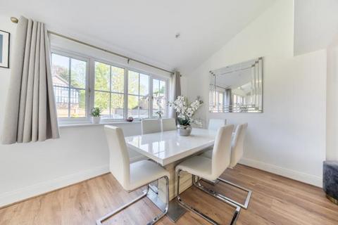4 bedroom detached house for sale, Court Road, Maidenhead