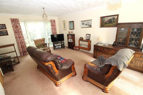 4 bedroom detached house for sale, Avon Close, Higham, Barnsley