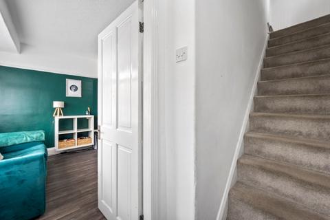2 bedroom semi-detached house for sale, Davenham Avenue, Padgate, WA1