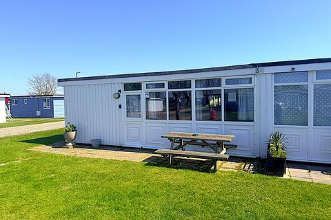 2 bedroom chalet for sale, New Lydd Road, Camber TN31