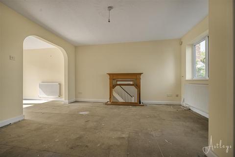 3 bedroom semi-detached house for sale, Nightingale Park, Neath